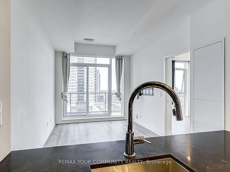 200 Sackville St #1309 — Photo 8