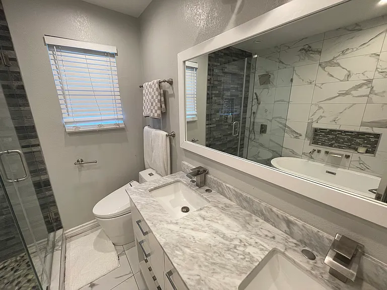 3947 Community Ave — Photo 9