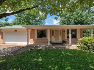 9521 Sappington Rd, Saint Louis, MO 63126