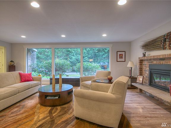 5th image of 4219 Green Cove St NW