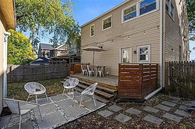 42 E 32nd St — Photo 27