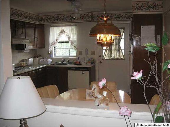 3rd image of 29 Sterling Street #A