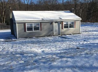 164 O'Halloran Cir, Pleasant Valley, NY 12569