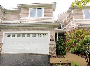 15821 Porchlight Ln, Eden Prairie, MN 55347