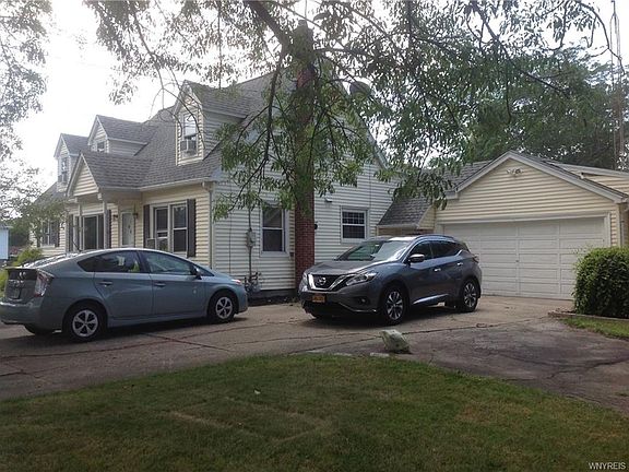 2nd image of 195 McChesney St