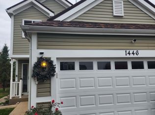 1446 Exeter Ln, South Elgin, IL 60177