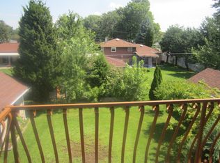 8109 Rutherford Ave, Burbank, IL 60459