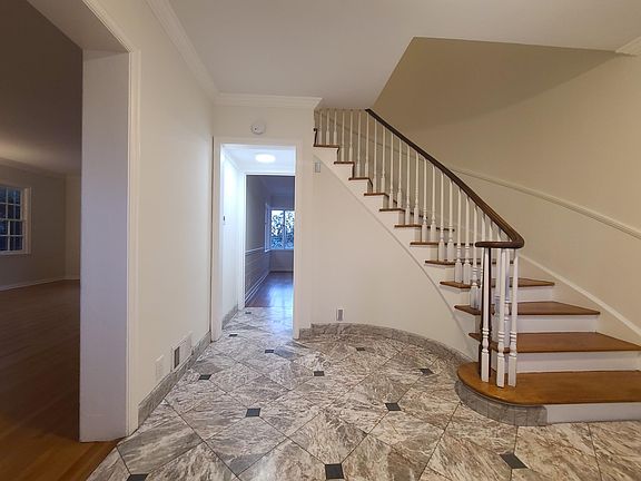 2nd image of 1152 Beverwil Dr