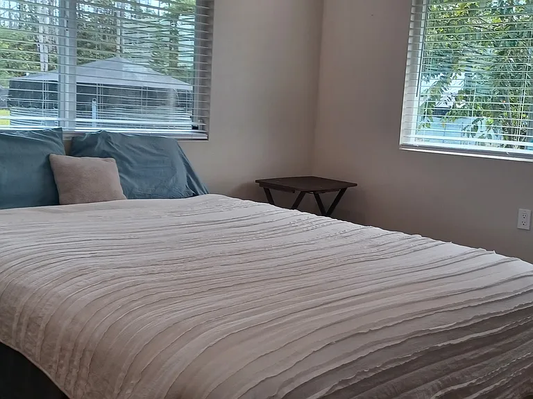 16-2150 Gardenia Dr — Photo 40