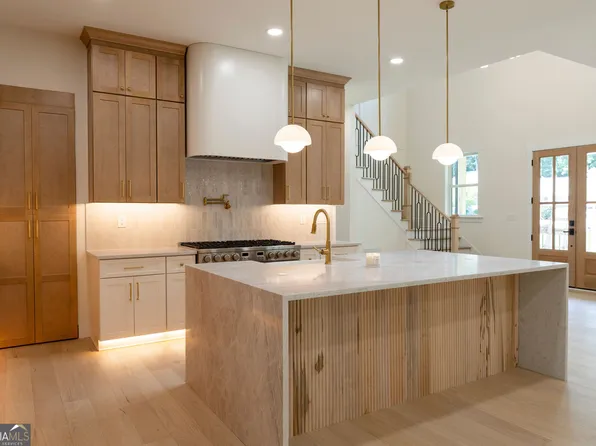 3621 Farmington Ln, Duluth, GA 30096
