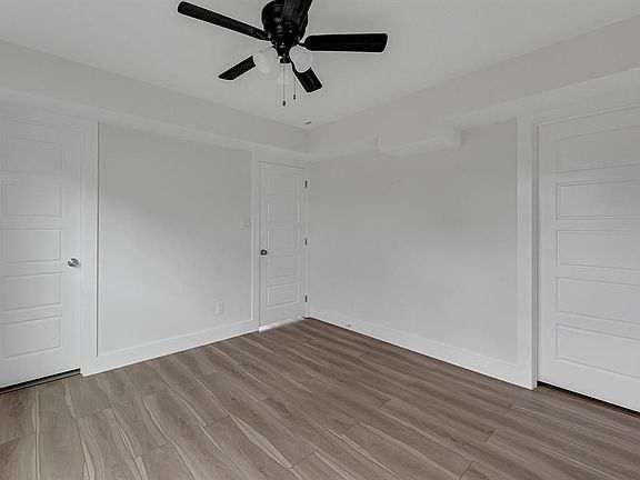 5th image of 5621 Eskridge St