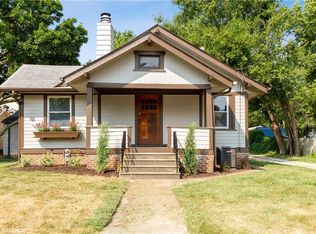 2608 E 9th St, Des Moines, IA 50316