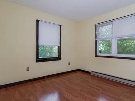 3rd image of 5 S Mountain Rd #2
