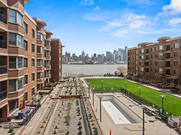 20 Avenue At Port Imperial APT 321, West New York, NJ 07093