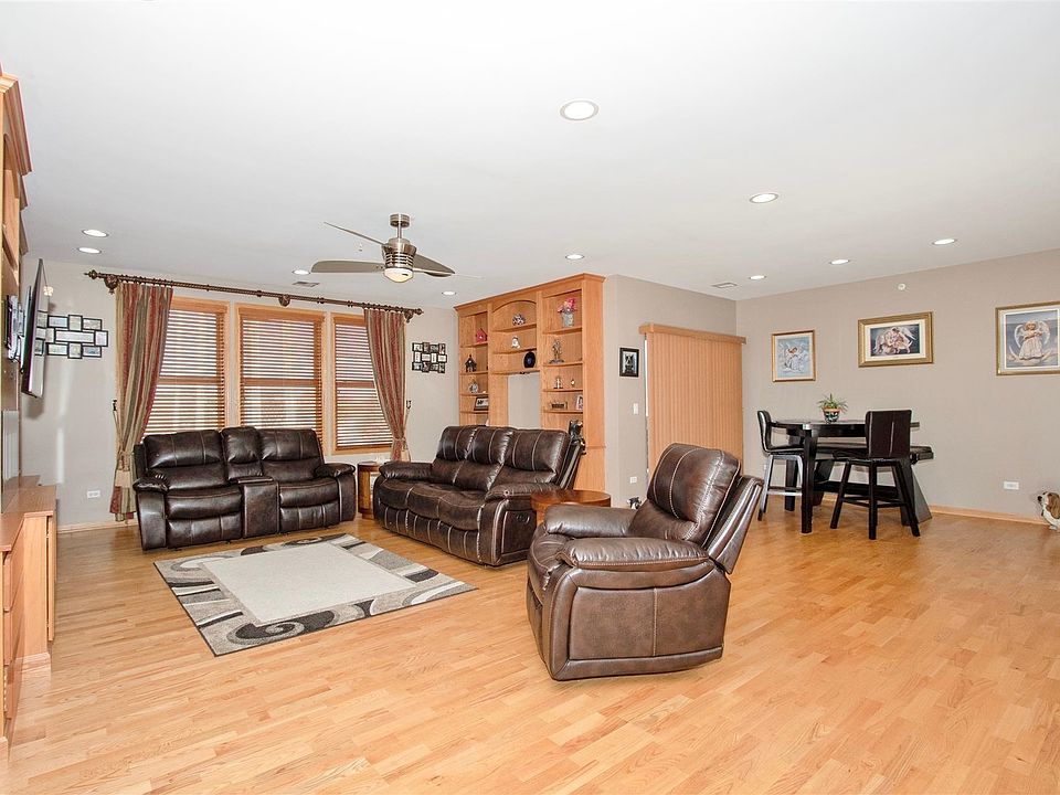 271275 E Railroad Avenue Apartments Bartlett, IL Zillow
