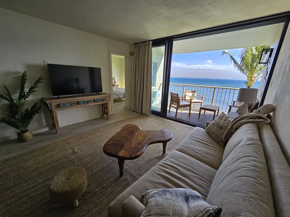 70 Hauoli St APT 219, Wailuku, HI 96793