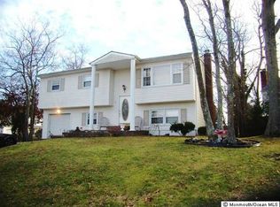 41 Reney St, Toms River, NJ 08753