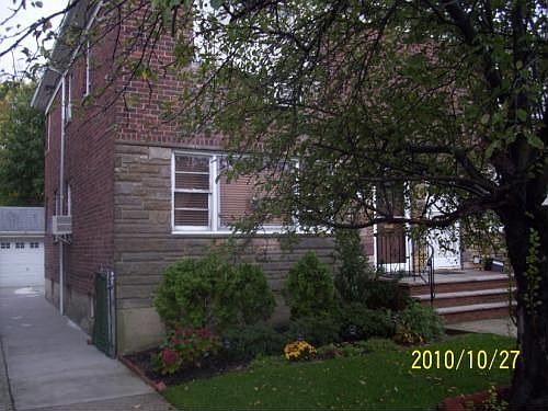Semi-Attached Colonial