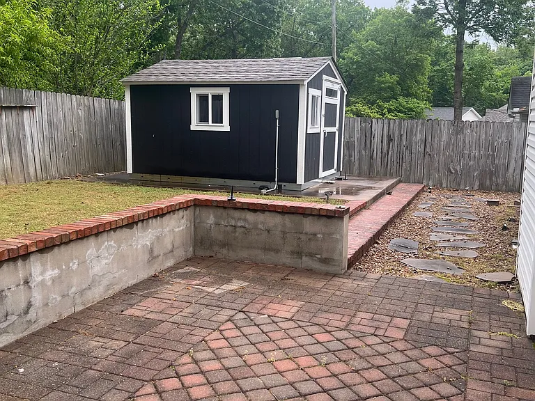 2319 Stoney Creek Dr — Photo 20