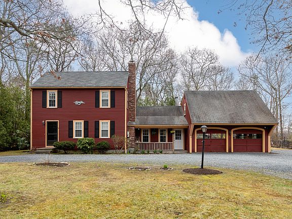 2nd image of 10 Quaker Meetinghouse Road