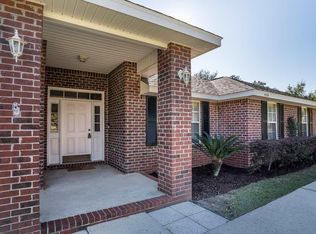 5974 Ridgeview Dr, Milton, FL 32570