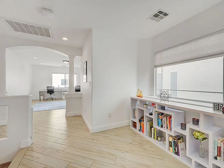 5556 Dancing Fox Ct — Photo 24