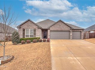517 Rustic Creek Ln, Cave Springs, AR 72718