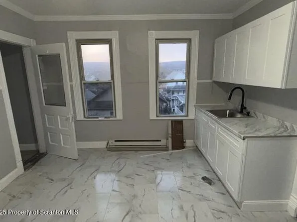 622 Alder Rear St, Scranton, PA 18505