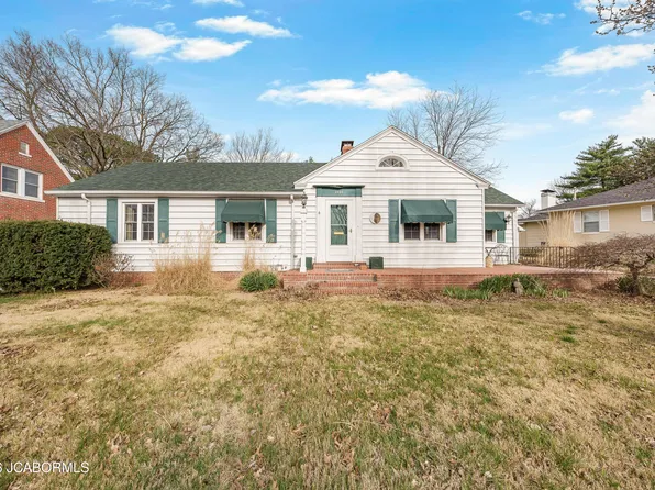 1920 Hayselton Dr, Jefferson City, MO 65109