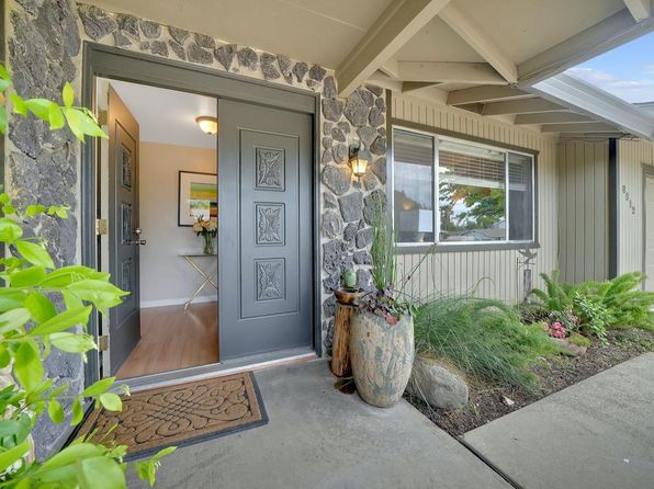 8912 Ramstad Ave, Fair Oaks, CA 95628