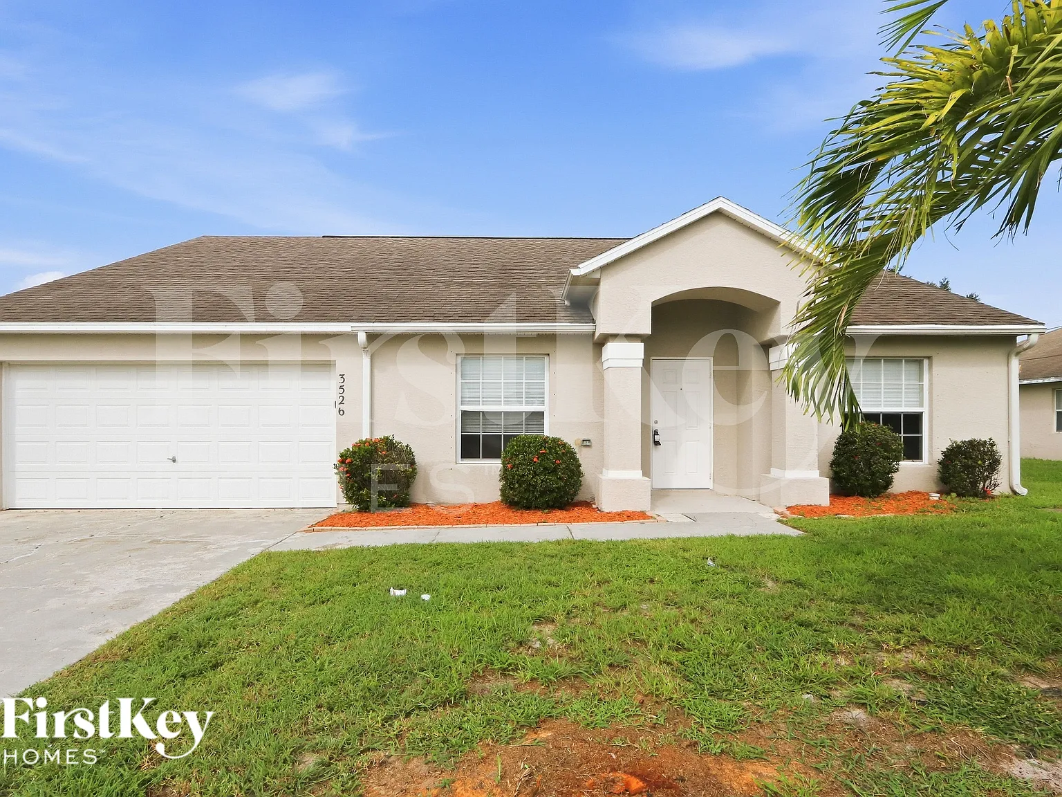 3 bed, 2.0 bath, 1808 sqft, $2,385 — Photo 2