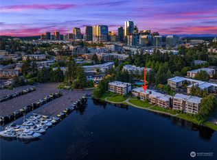 101 101st Ave SE APT 302B, Bellevue, WA