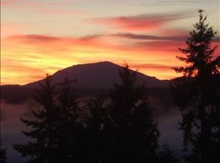 141 Grandview Ter, Longview, WA 98632