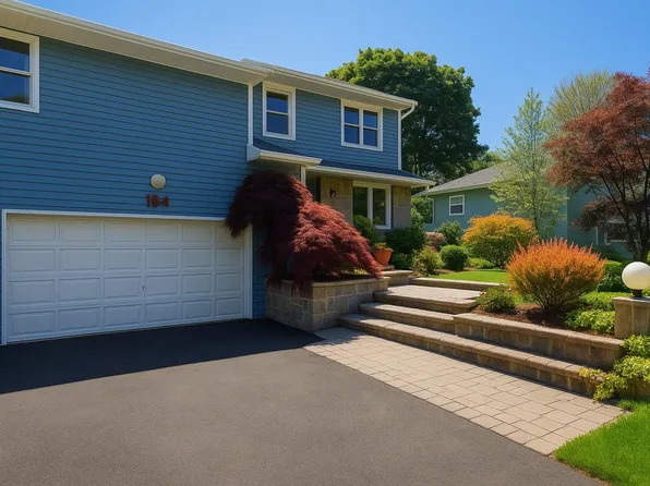 194 Birchwood Park Drive, Jericho, NY 11753