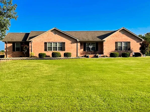 1605 Patriot Ave, Paris, TN 38242