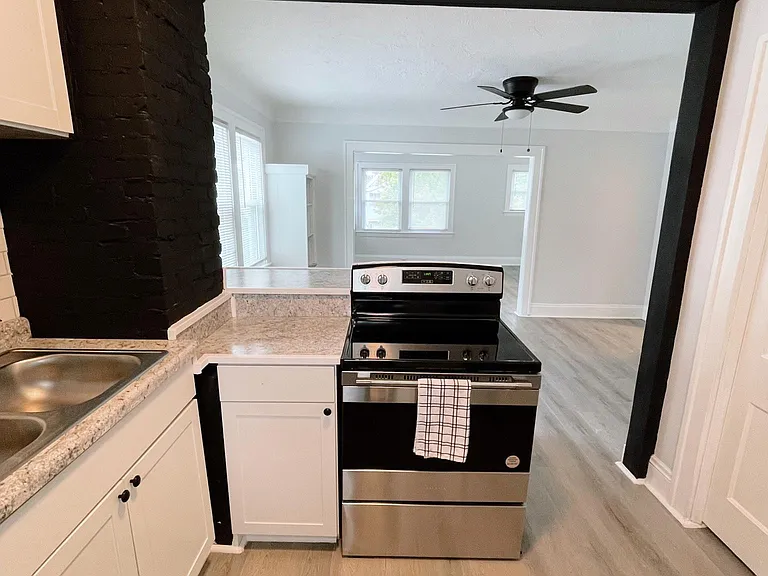 13433 Merl Ave — Photo 3