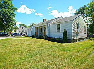 32 Bridge St, Salem, NH 03079