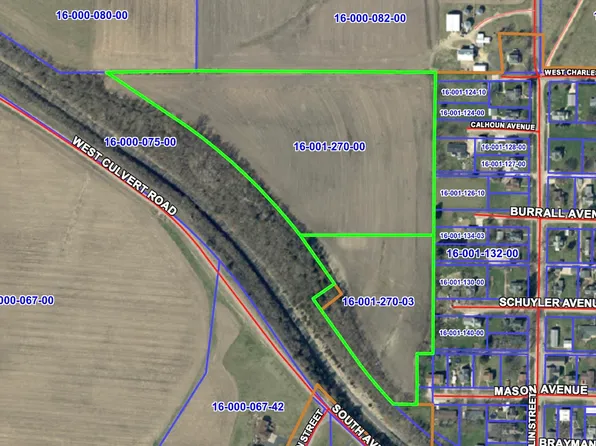 W Culvert Rd, Scales Mound, IL 61075