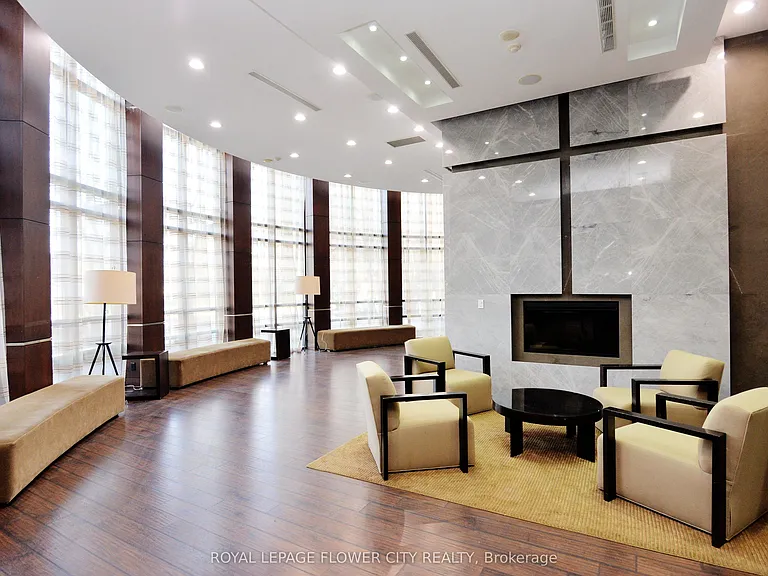 330 Burnhamthorpe Rd W #1902 — Photo 31