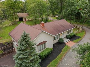 41 Burnt Mill Rd, Branchburg, NJ 08876