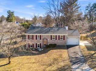 11200 Trippon Ct, North Potomac, MD 20878