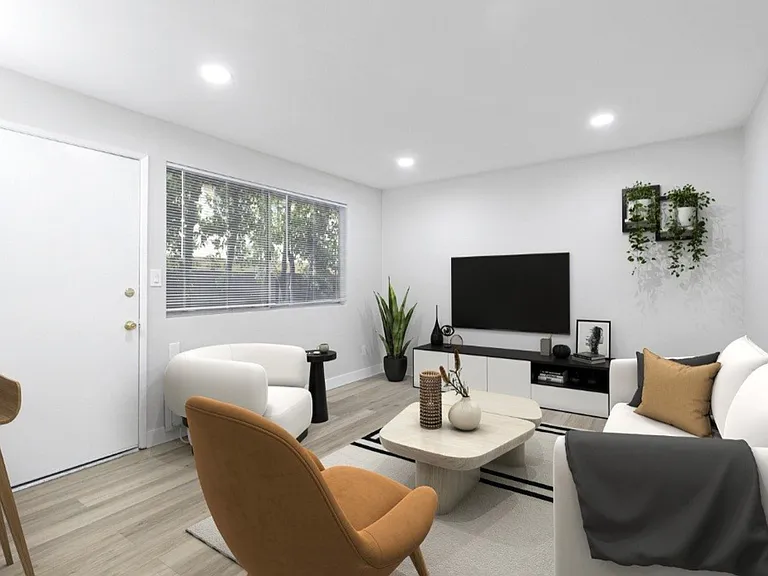 14420 Vista Real Apts — Photo 15