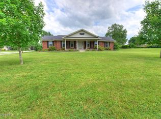 413 Tollview Dr, Shepherdsville, KY 40165