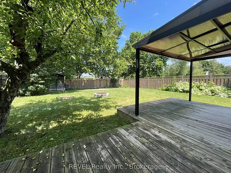 24 Rembrandt Dr — Photo 29