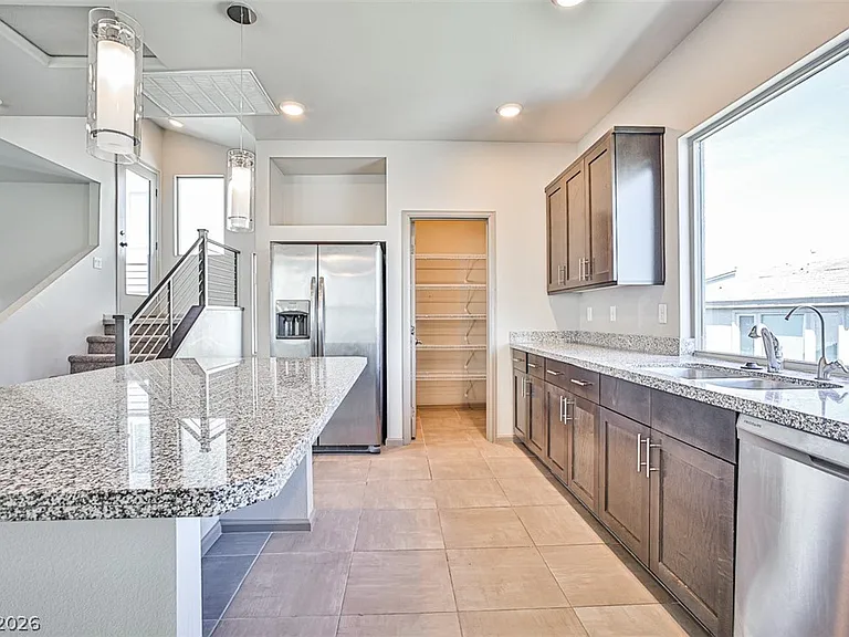 8052 Haywood Estate Ave — Photo 37