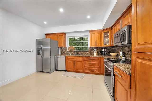 6815 Gratian St — Photo 17
