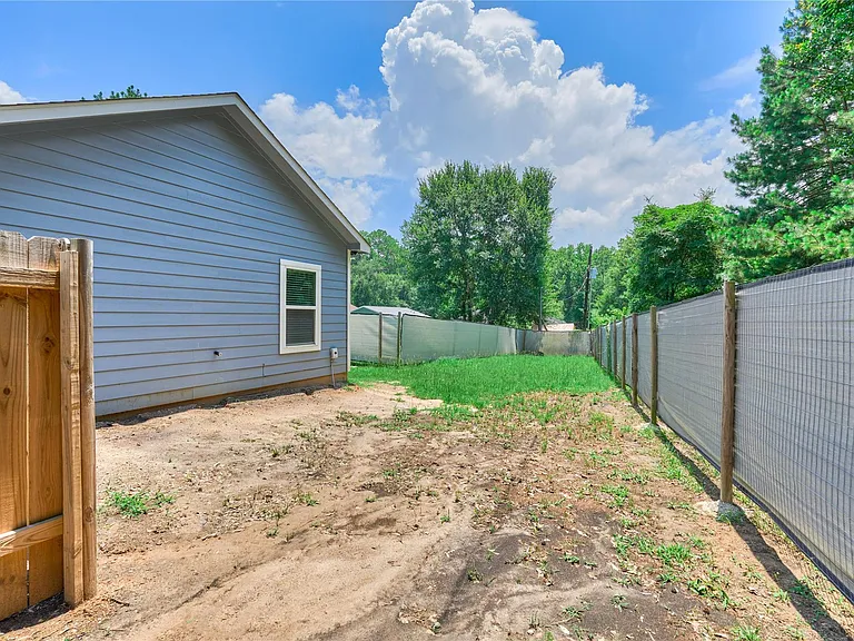 18147 Firepine Ln — Photo 21