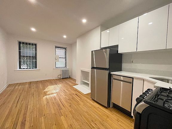 3rd image of 60 W 8th St APT 1E