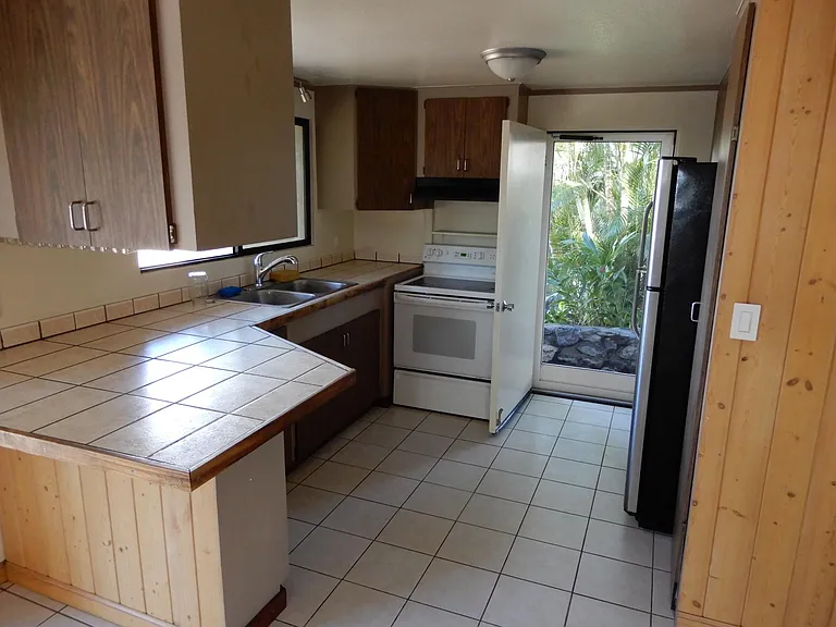 270 Auhana Rd — Photo 7