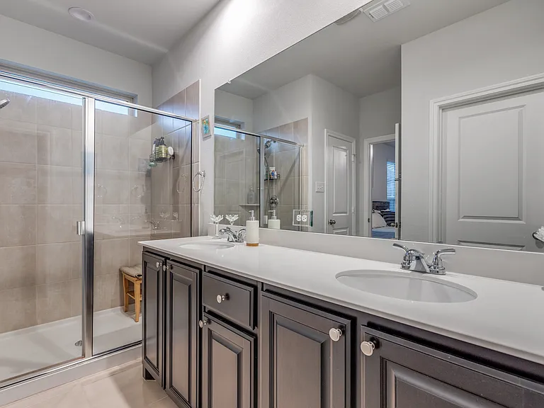 3315 Celestial Ln — Photo 21
